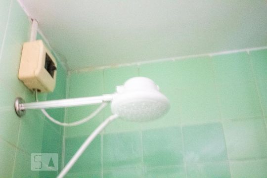 Banheiro Social de apartamento à venda com 4 quartos, 120m² em Grajau, Rio de Janeiro