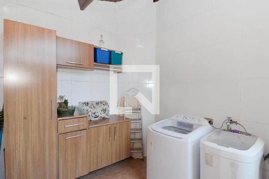 Área de Serviço de casa à venda com 4 quartos, 200m² em Vila Moreira, Guarulhos