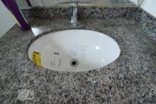Banheiro de apartamento para alugar com 2 quartos, 60m² em Vila Firmiano Pinto, São Paulo
