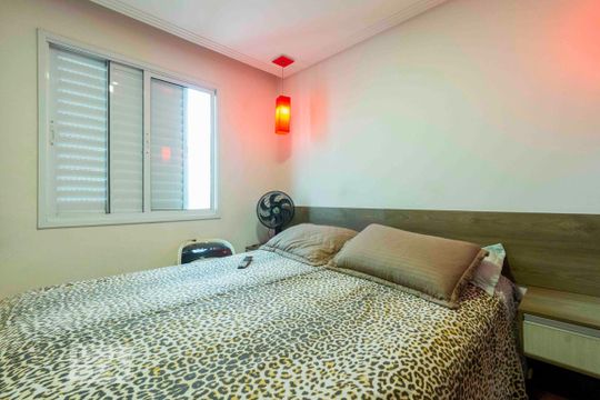 Quarto 1 de apartamento à venda com 2 quartos, 44m² em Itaquera, São Paulo