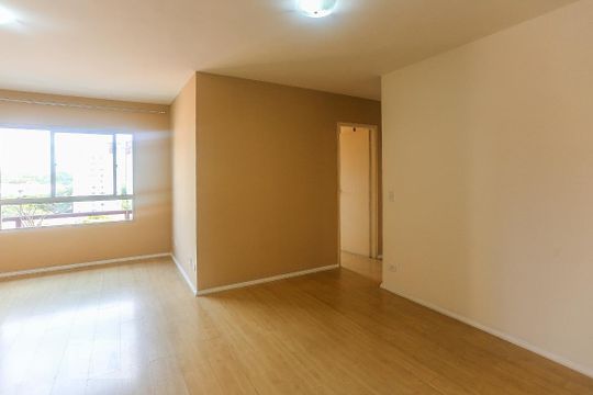 Sala de Estar de apartamento para alugar com 2 quartos, 71m² em Jardim Ester, São Paulo