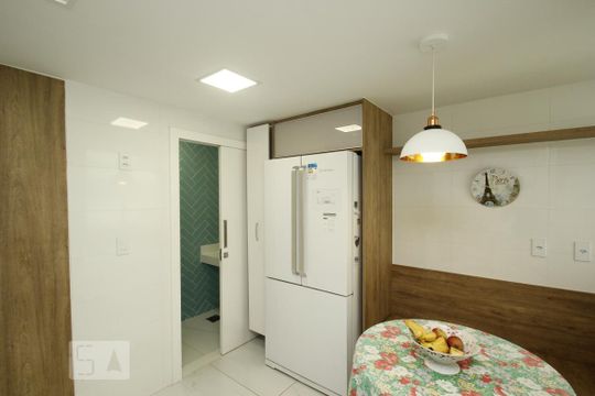 Cozinha de apartamento para alugar com 4 quartos, 212m² em Flamengo, Rio de Janeiro