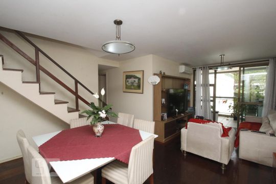 Apartamento para alugar com 4 quartos, 212m² em Flamengo, Rio de Janeiro