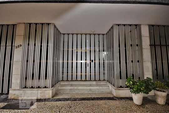 Fachada de apartamento à venda com 3 quartos, 120m² em Laranjeiras, Rio de Janeiro