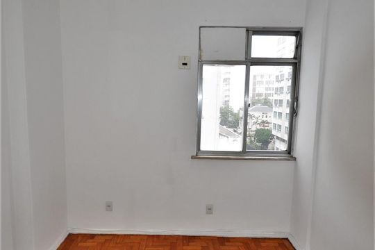 Quarto 1 de apartamento à venda com 3 quartos, 120m² em Laranjeiras, Rio de Janeiro
