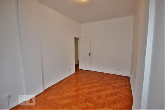 Quarto 2 de apartamento à venda com 3 quartos, 120m² em Laranjeiras, Rio de Janeiro