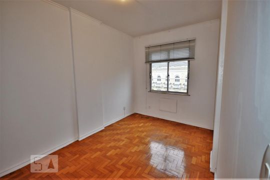 Quarto 2 de apartamento à venda com 3 quartos, 120m² em Laranjeiras, Rio de Janeiro