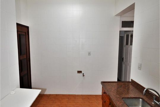 Cozinha de apartamento à venda com 3 quartos, 120m² em Laranjeiras, Rio de Janeiro