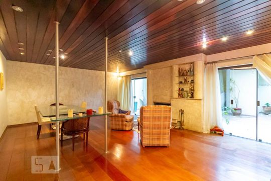 Casa para alugar com 4 quartos, 300m² em Jardim do Mar, São Bernardo do Campo