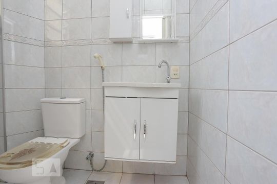 Banheiro Social de apartamento à venda com 2 quartos, 66m² em São Francisco Xavier, Rio de Janeiro