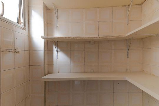 Despensa de apartamento para alugar com 2 quartos, 77m² em Chácara da Barra, Campinas