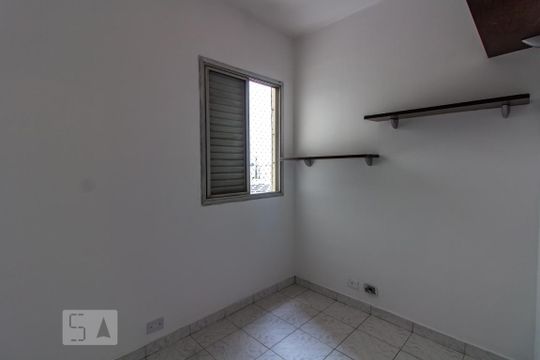 Quarto 1 de kitnet/studio para alugar com 3 quartos, 80m² em Alto do Pari, São Paulo