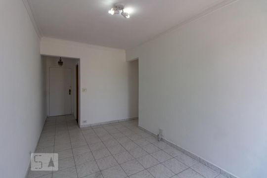 Sala de kitnet/studio para alugar com 3 quartos, 80m² em Alto do Pari, São Paulo