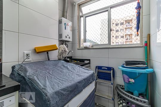 Área de Serviço de apartamento à venda com 2 quartos, 56m² em Taquara, Rio de Janeiro