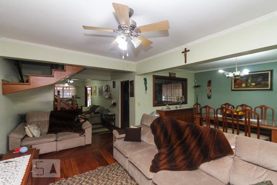 Casa para alugar com 4 quartos, 358m² em Vila Lúcia, São Paulo