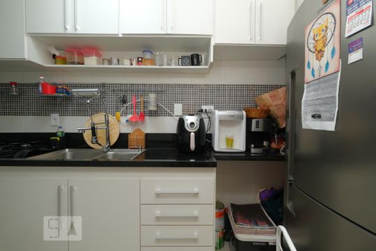 Cozinha de apartamento à venda com 2 quartos, 55m² em São Francisco Xavier, Rio de Janeiro