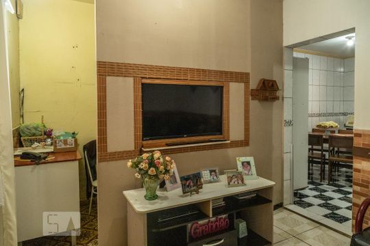 Casa 1 - Sala de casa à venda com 4 quartos, 150m² em Conjunto Habitacional Padre Jose de Anchieta, São Paulo