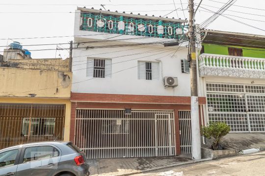 Fachada de casa à venda com 4 quartos, 150m² em Conjunto Habitacional Padre Jose de Anchieta, São Paulo