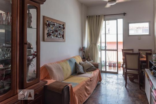 Sala de apartamento à venda com 4 quartos, 120m² em Vila Isabel, Rio de Janeiro
