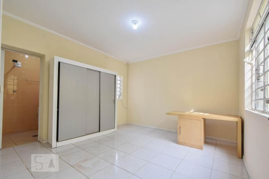 Apartamento para alugar com 1 quarto, 18m² em Santo Amaro, São Paulo