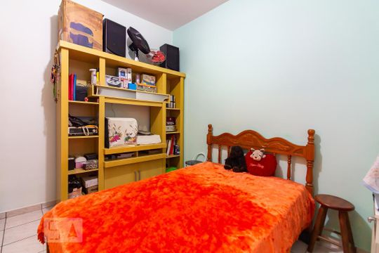 Quarto 1 de casa à venda com 2 quartos, 136m² em Quitaúna, Osasco