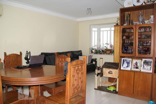 Casa à venda com 5 quartos, 304m² em Planalto Paulista, São Paulo