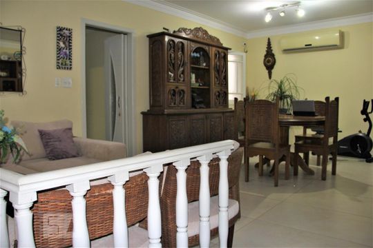 Sala 1 de casa à venda com 5 quartos, 304m² em Planalto Paulista, São Paulo