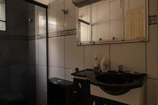 Banheiro de casa à venda com 3 quartos, 325m² em Jardim Paraíso, São Paulo