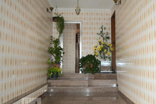 Garagem de casa à venda com 4 quartos, 187m² em Vila Antonieta, São Paulo