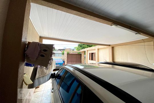 Garagem de casa à venda com 5 quartos, 450m² em Canudos, Novo Hamburgo