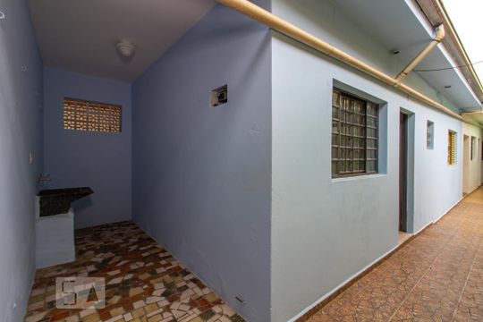 Lavanderia de casa para alugar com 1 quarto, 40m² em Chácara Santo Antônio , São Paulo