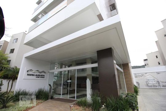 Fachada de apartamento para alugar com 2 quartos, 76m² em Itacorubi, Florianópolis