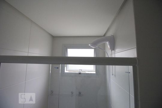 Banheiro do quarto 01 de apartamento para alugar com 2 quartos, 76m² em Itacorubi, Florianópolis
