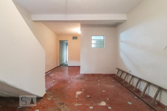 Quintal de casa para alugar com 3 quartos, 100m² em Parque São Luís, São Paulo