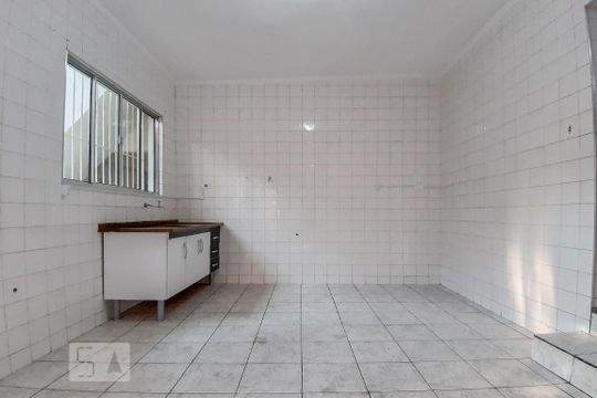 Cozinha de casa para alugar com 3 quartos, 100m² em Parque São Luís, São Paulo
