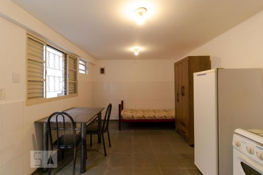 Kitnet/Studio para alugar com 1 quarto, 30m² em Cidade Universitária, Campinas