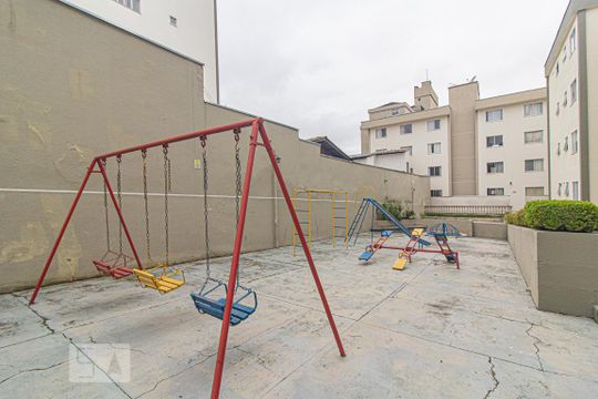 Playground de apartamento para alugar com 3 quartos, 78m² em Água Verde, Curitiba