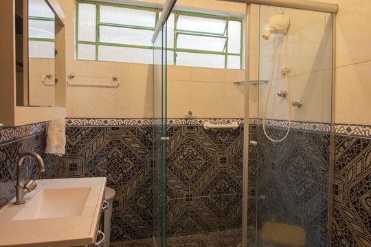 Banheiro 1 de casa à venda com 7 quartos, 290m² em Jardim Bertioga, Várzea Paulista