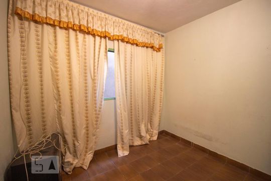 Quarto 2 de casa à venda com 7 quartos, 290m² em Jardim Bertioga, Várzea Paulista