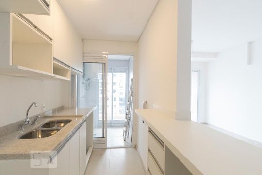 Cozinha de apartamento para alugar com 2 quartos, 70m² em Melville Empresarial Ii, Barueri