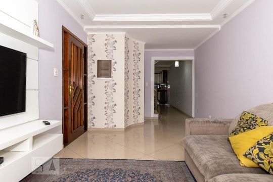 Sala de casa à venda com 3 quartos, 230m² em Vila Paulo Silas, São Paulo