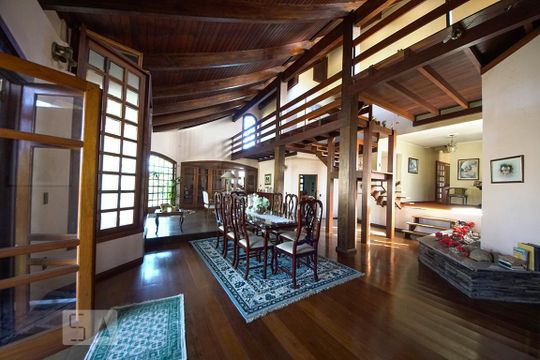 Sala de Jantar de casa à venda com 5 quartos, 500m² em Rio Branco, São Leopoldo