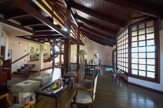 Sala de Estar de casa à venda com 5 quartos, 500m² em Rio Branco, São Leopoldo