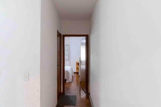 Corredor de casa à venda com 3 quartos, 150m² em Quinta da Paineira, São Paulo