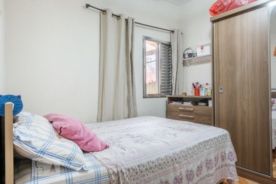 Quarto 3 de casa à venda com 5 quartos, 220m² em Perdizes, São Paulo