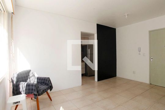 Studio - Sala / Quarto de kitnet/studio à venda com 1 quarto, 32m² em Jardim Botânico, Porto Alegre