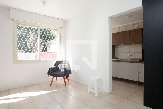 Studio - Sala / Quarto de kitnet/studio à venda com 1 quarto, 32m² em Jardim Botânico, Porto Alegre