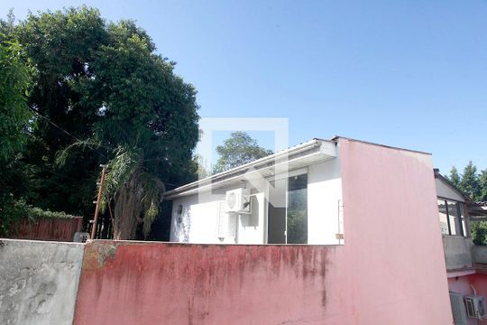Studio - Sala / Quarto Vista de kitnet/studio à venda com 1 quarto, 32m² em Jardim Botânico, Porto Alegre
