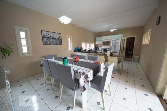Cozinha de casa à venda com 5 quartos, 450m² em Santo Andre, São Leopoldo