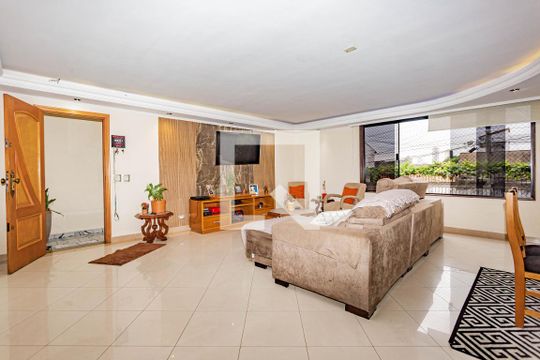 Sala de casa à venda com 4 quartos, 358m² em Vila Nair, São Paulo
